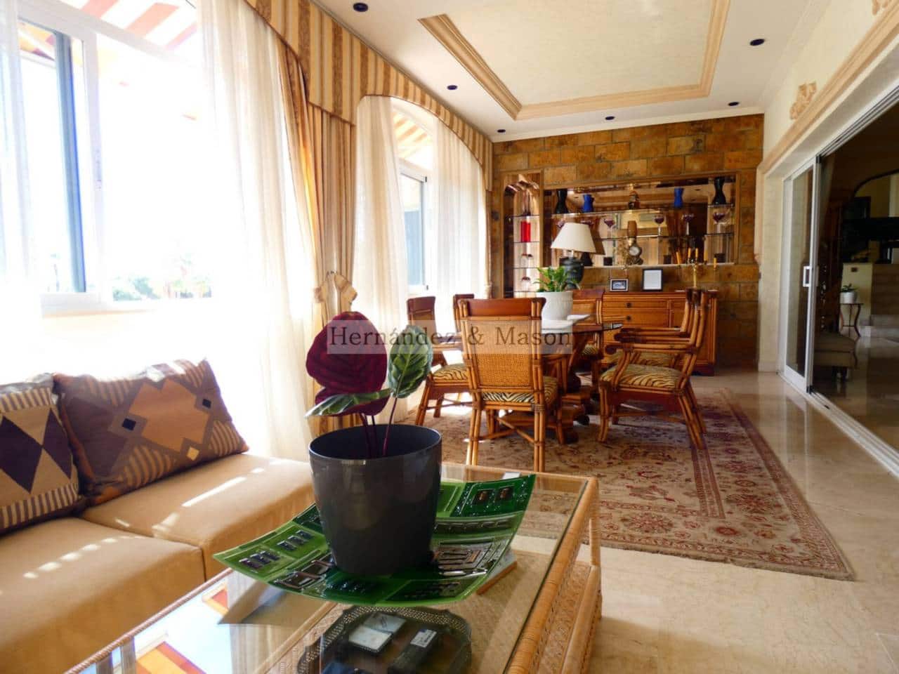 7 sypialnia Willa na sprzedaż w Torrequebrada z basenem garażem - 2 195 000 € (Ref: 8359176)