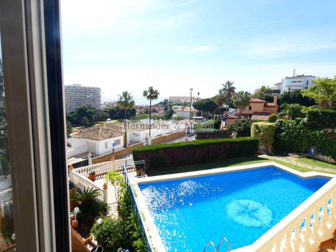 7 sypialnia Willa na sprzedaż w Torrequebrada z basenem garażem - 2 195 000 € (Ref: 8359176)