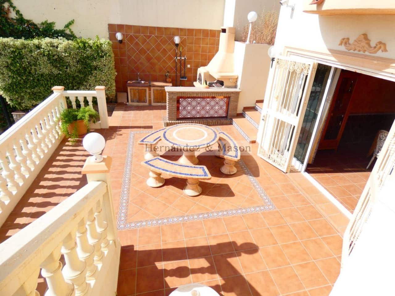 7 sypialnia Willa na sprzedaż w Torrequebrada z basenem garażem - 2 195 000 € (Ref: 8359176)