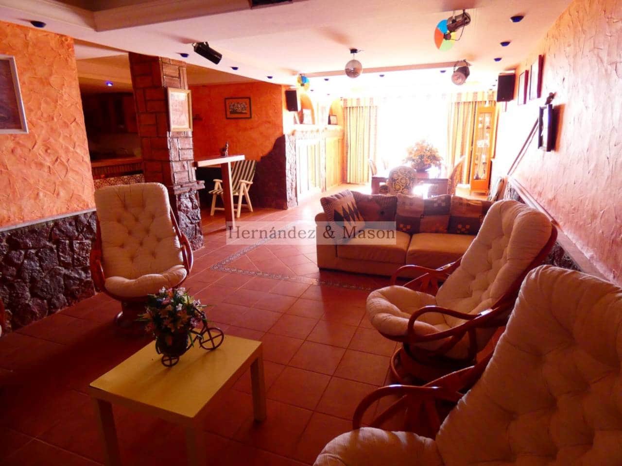 7 sypialnia Willa na sprzedaż w Torrequebrada z basenem garażem - 2 195 000 € (Ref: 8359176)