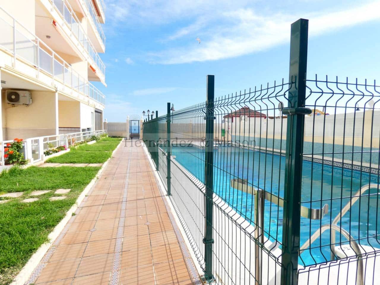 2 bedroom Flat for sale in Torremolinos with pool garage - € 430,000 (Ref: 8828378)