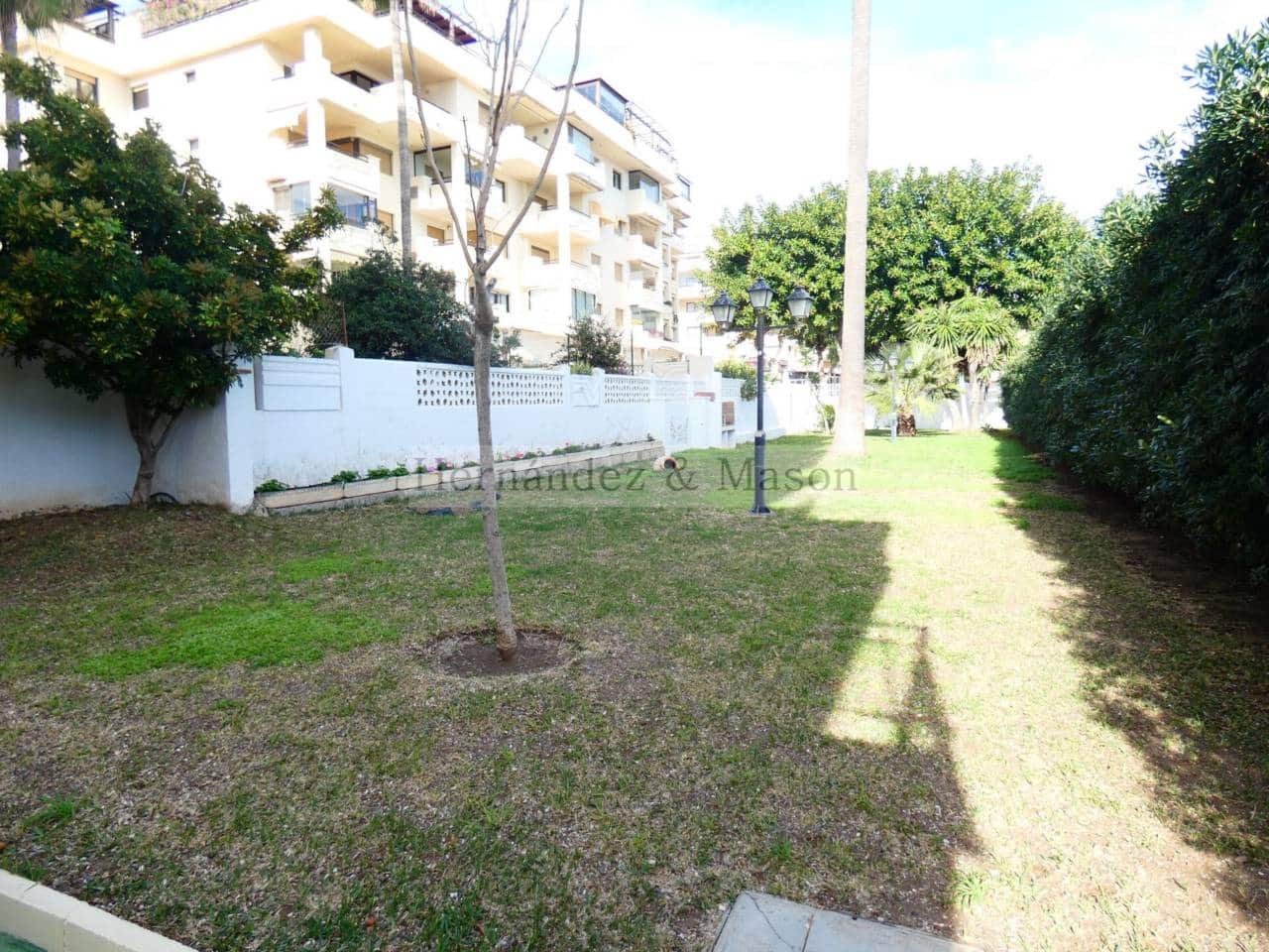 2 bedroom Flat for sale in Torremolinos with pool garage - € 430,000 (Ref: 8828378)