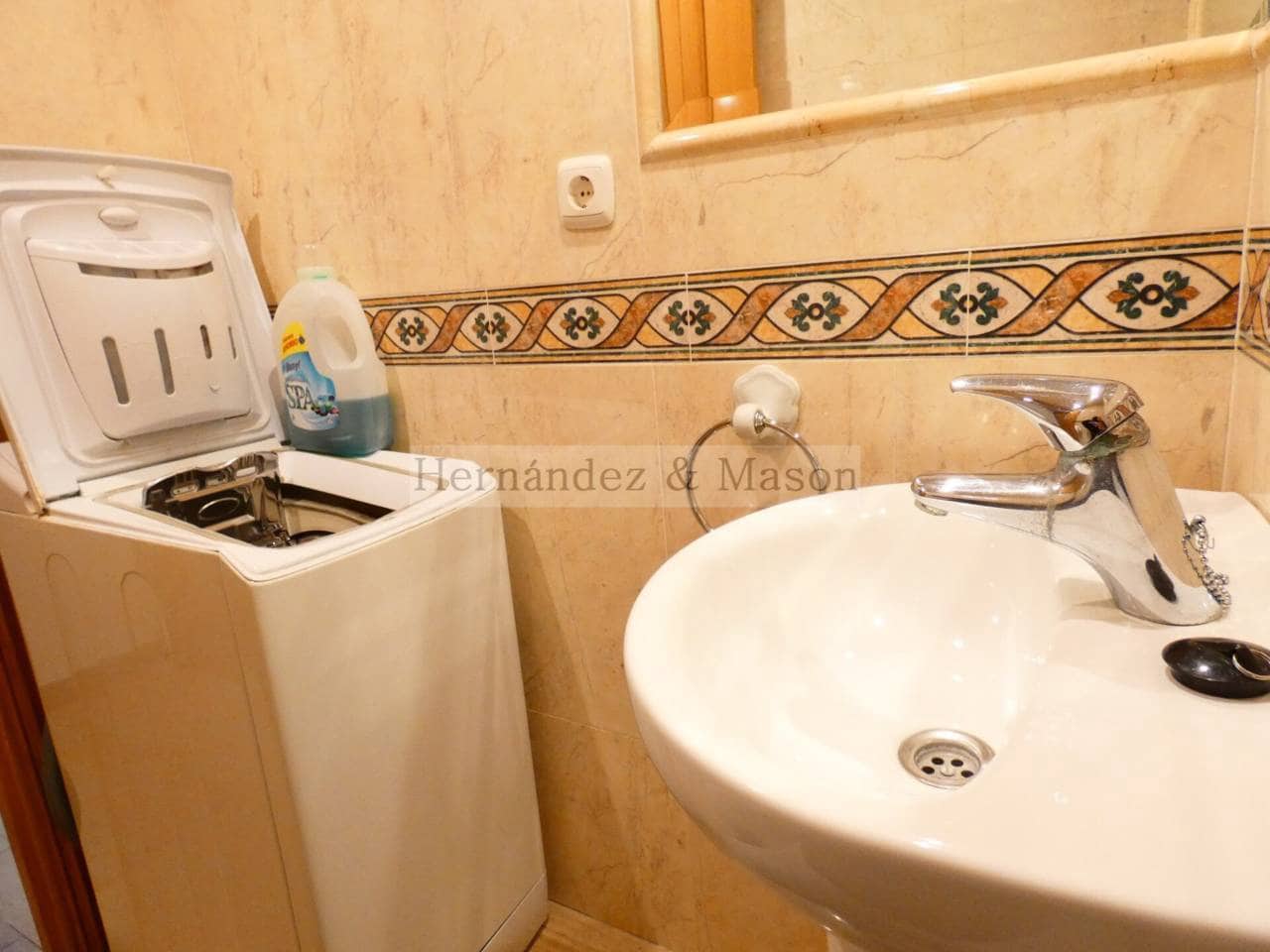 2 bedroom Flat for sale in Torremolinos with pool garage - € 430,000 (Ref: 8828378)