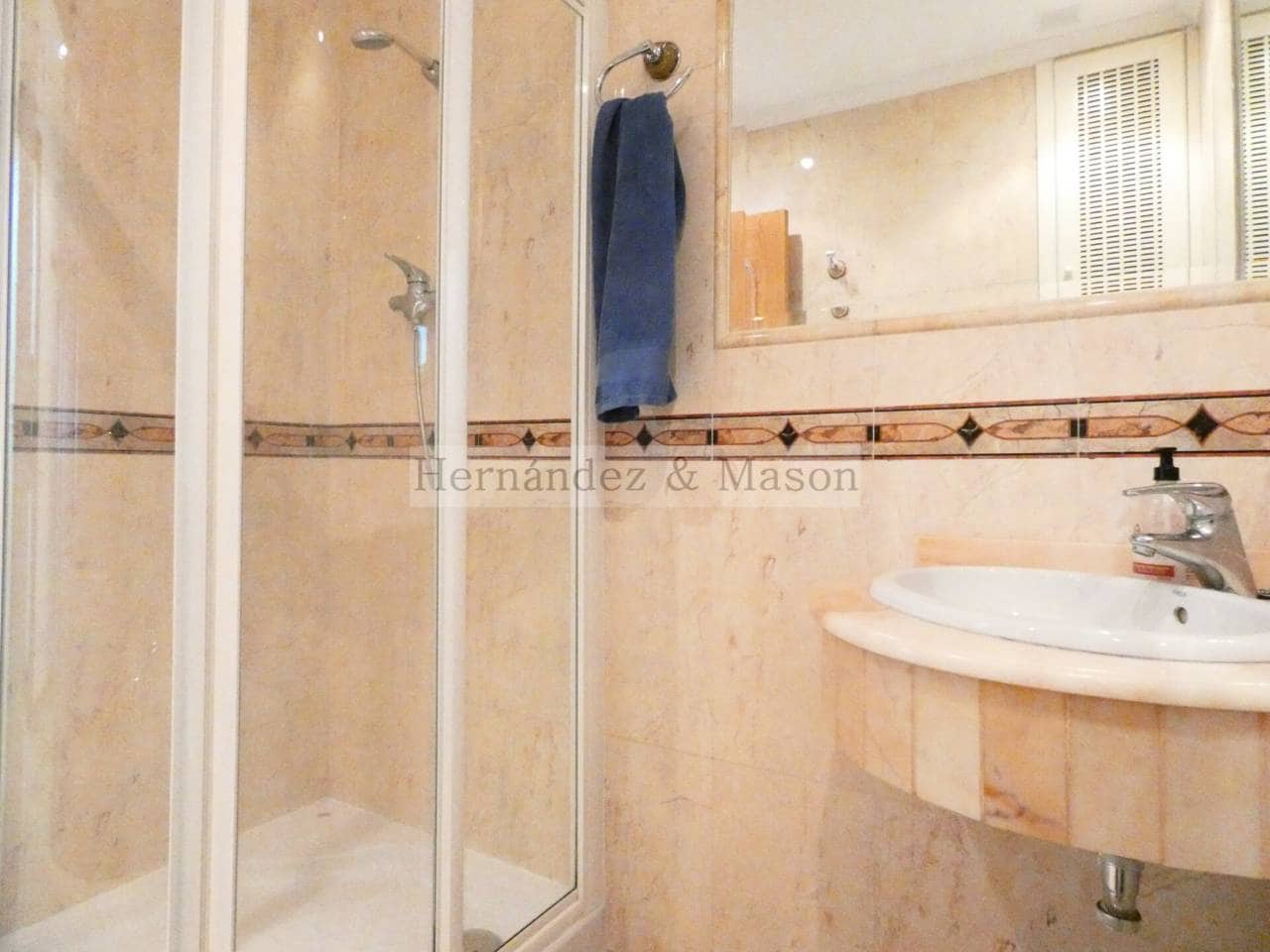 2 bedroom Flat for sale in Torremolinos with pool garage - € 430,000 (Ref: 8828378)