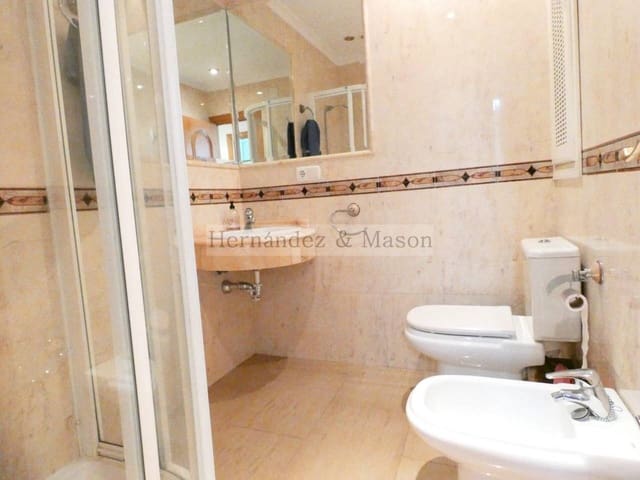 2 bedroom Flat for sale in Torremolinos with pool garage - € 430,000 (Ref: 8828378)