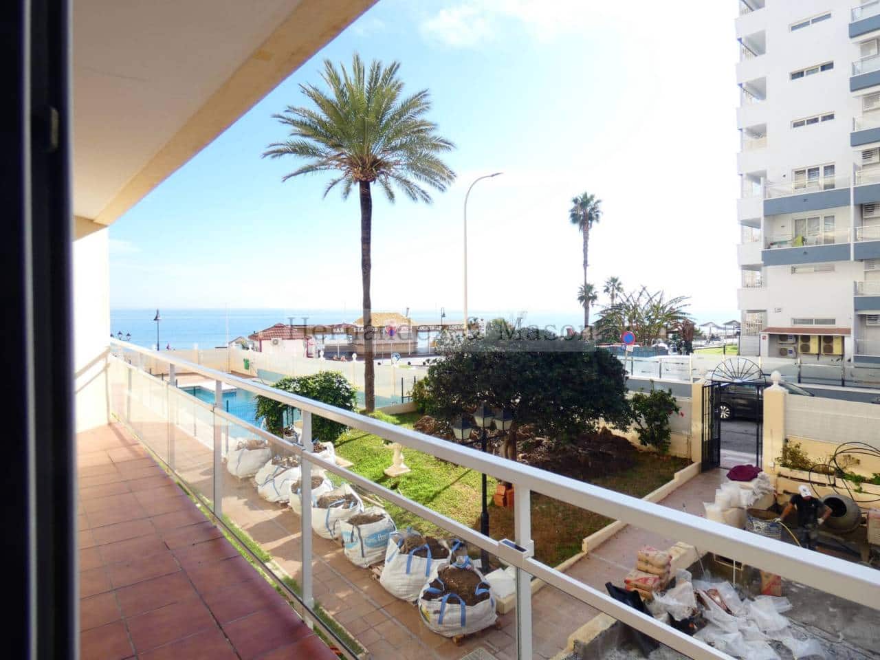 2 bedroom Flat for sale in Torremolinos with pool garage - € 430,000 (Ref: 8828378)
