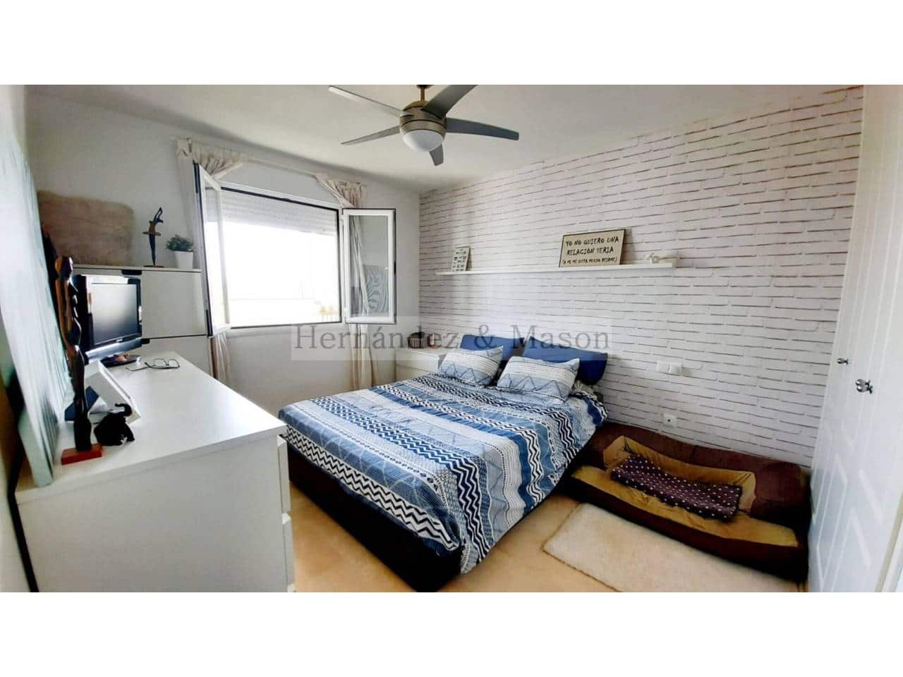 Ático de 2 habitaciones en Benalmádena en venta - 593.000 € (Ref: 9022905)