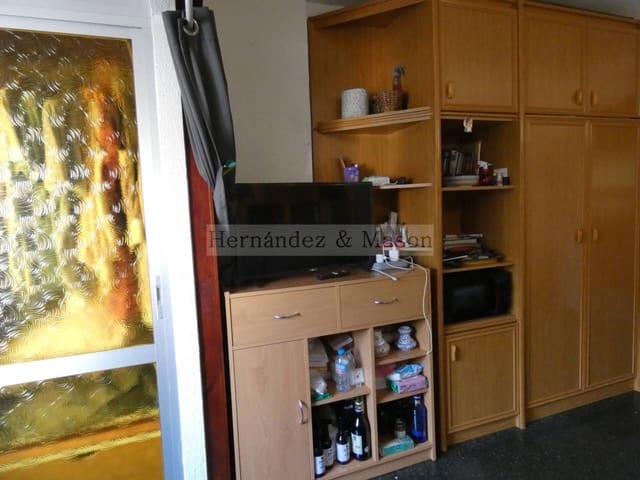 Studio te koop in Puerto Marina, Benalmádena met zwembad - € 168.000 (Ref: 9124414)