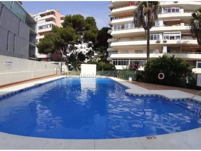 Studio te koop in Puerto Marina, Benalmádena met zwembad - € 168.000 (Ref: 9124414)