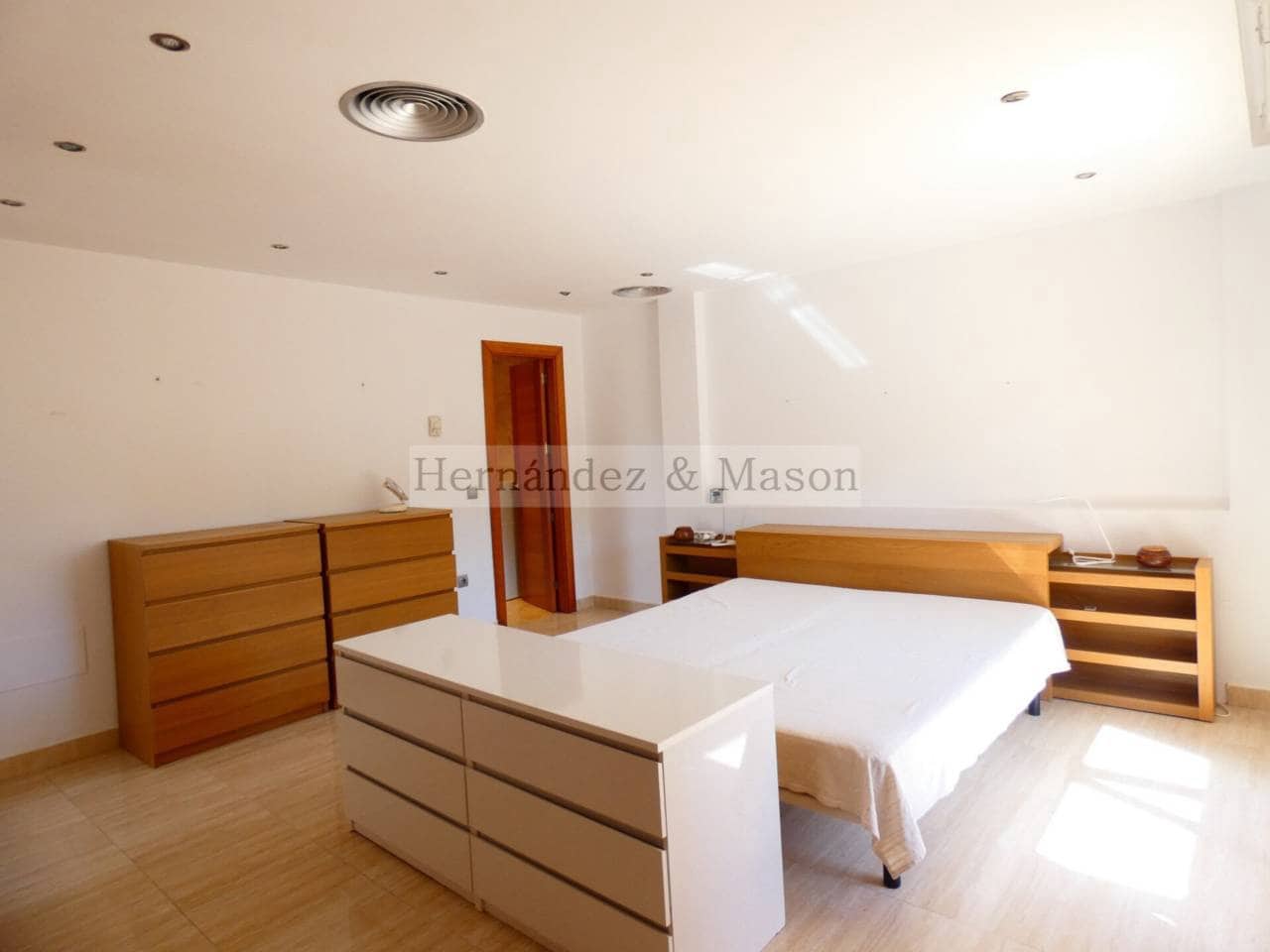 3 makuuhuone Huvila myytävänä paikassa Benalmadena mukana uima-altaan 
autotalli - 730 000 € (Ref: 9217781)