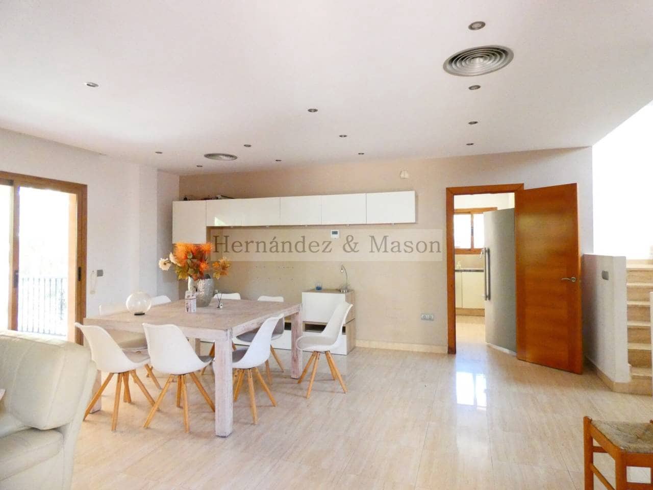 3 makuuhuone Huvila myytävänä paikassa Benalmadena mukana uima-altaan 
autotalli - 730 000 € (Ref: 9217781)