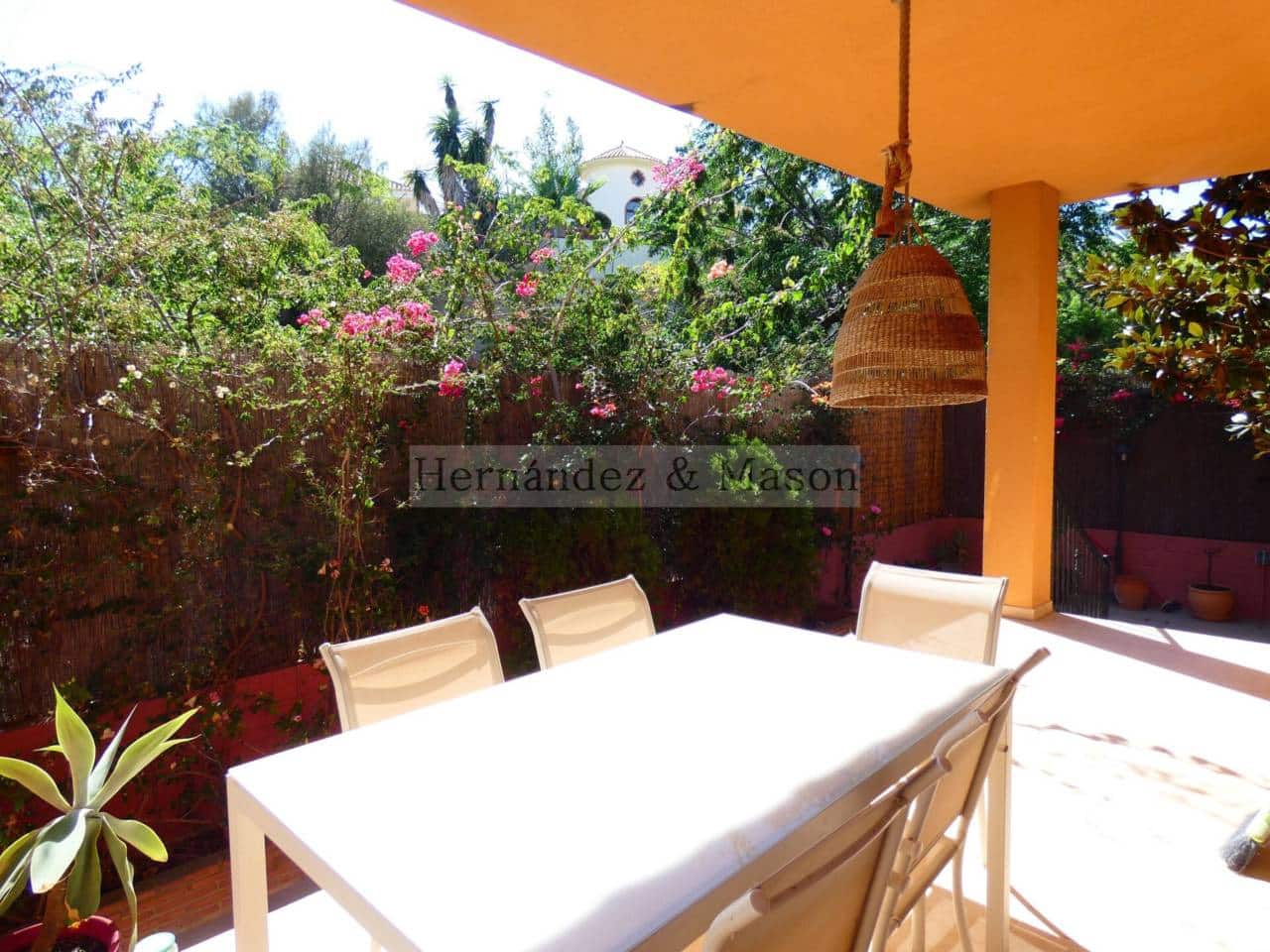 3 makuuhuone Huvila myytävänä paikassa Benalmadena mukana uima-altaan 
autotalli - 730 000 € (Ref: 9217781)