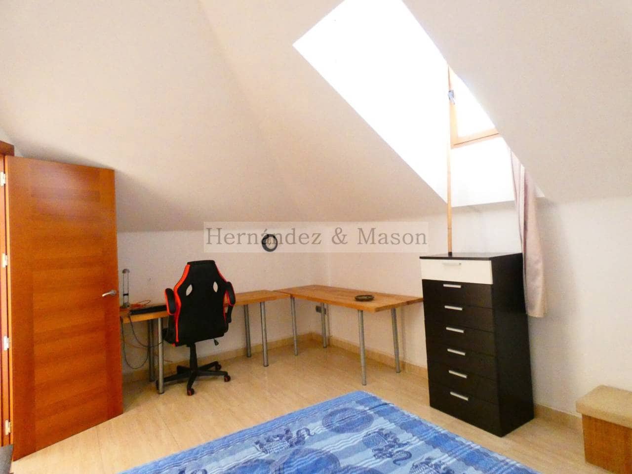 3 makuuhuone Huvila myytävänä paikassa Benalmadena mukana uima-altaan 
autotalli - 730 000 € (Ref: 9217781)