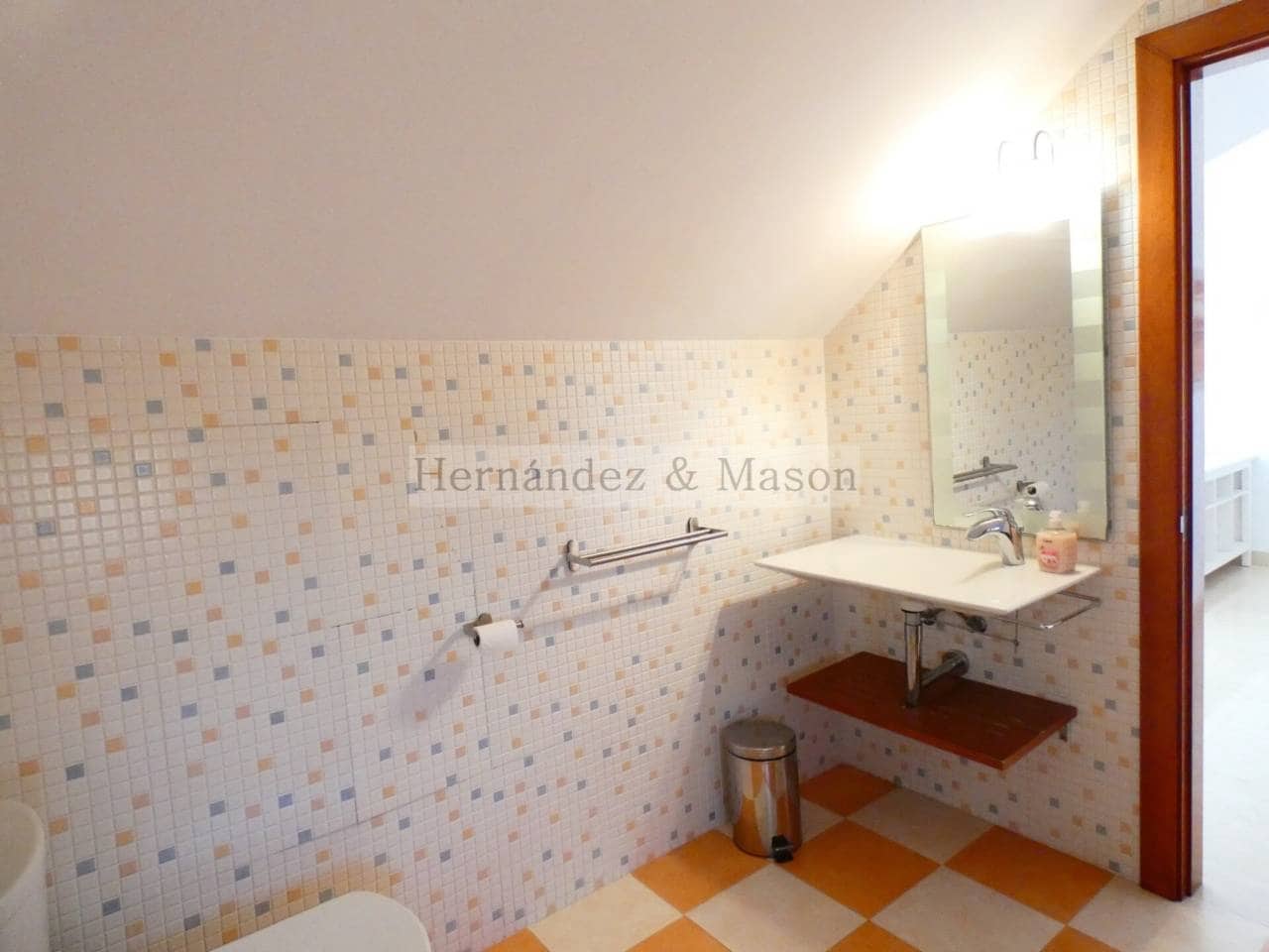 3 makuuhuone Huvila myytävänä paikassa Benalmadena mukana uima-altaan 
autotalli - 730 000 € (Ref: 9217781)