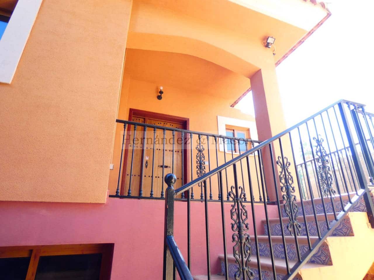 3 makuuhuone Huvila myytävänä paikassa Benalmadena mukana uima-altaan 
autotalli - 730 000 € (Ref: 9217781)