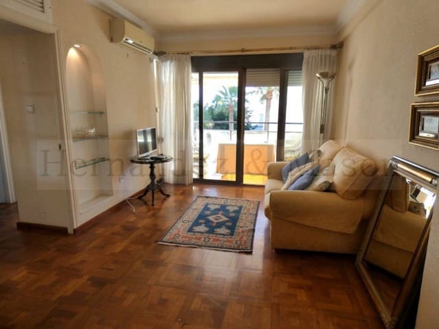 2 slaapkamer Flat te huur in Puerto Marina, Benalmádena met zwembad - € 1.200 (Ref: 9374955)