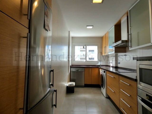 2 slaapkamer Flat te huur in Puerto Marina, Benalmádena met zwembad garage - € 1.300 (Ref: 9374956)