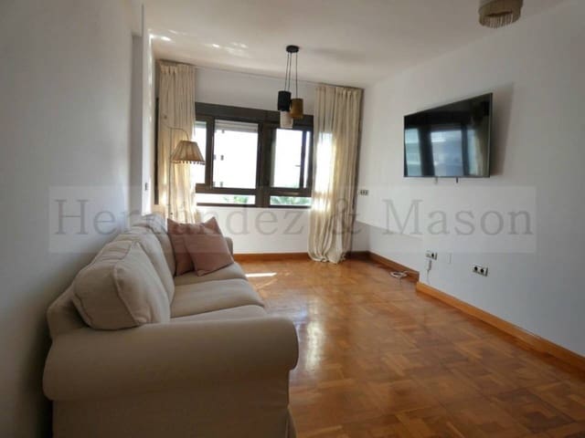 2 slaapkamer Flat te huur in Puerto Marina, Benalmádena met zwembad garage - € 1.300 (Ref: 9374956)
