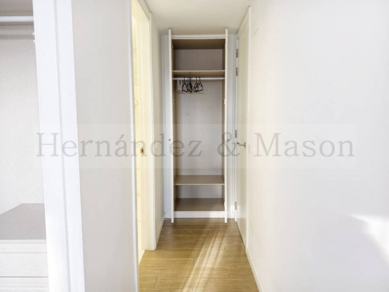 2 sovrum Lägenhet att hyra i Benalmadena med pool garage - 1 450 € (Ref: 9400374)