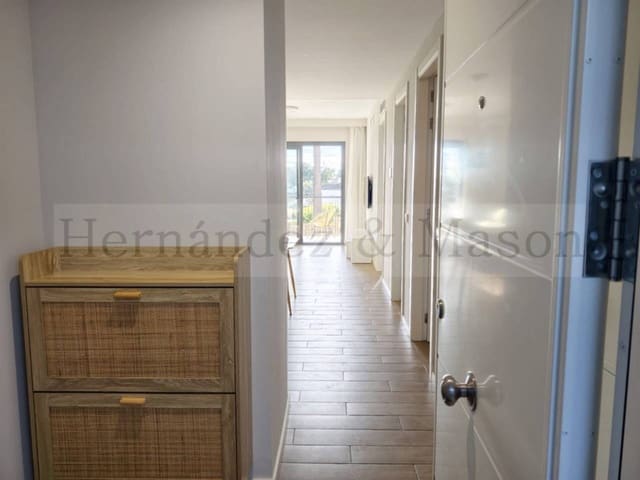 2 sovrum Lägenhet att hyra i Benalmádena med pool garage - 1 450 € (Ref: 9400374)