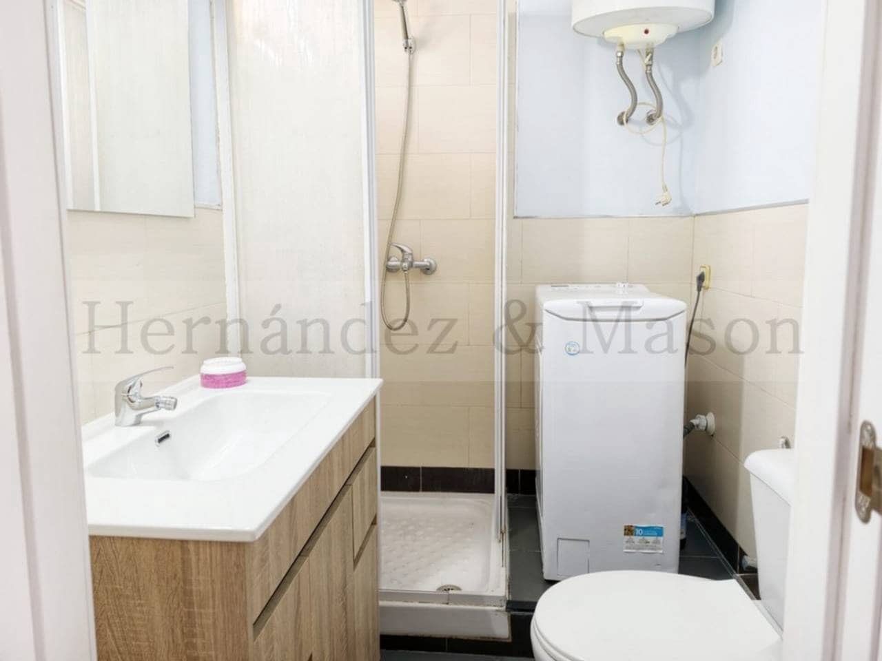 Leilighet til salgs i Torremolinos med svømmebasseng - € 168 000 (Ref: 9530258)