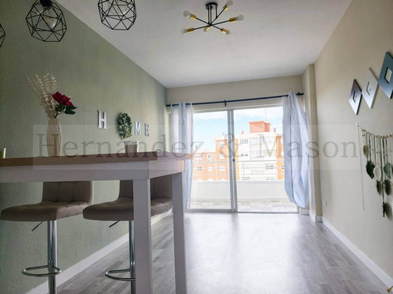 Leilighet til salgs i Torremolinos med svømmebasseng - € 168 000 (Ref: 9530258)