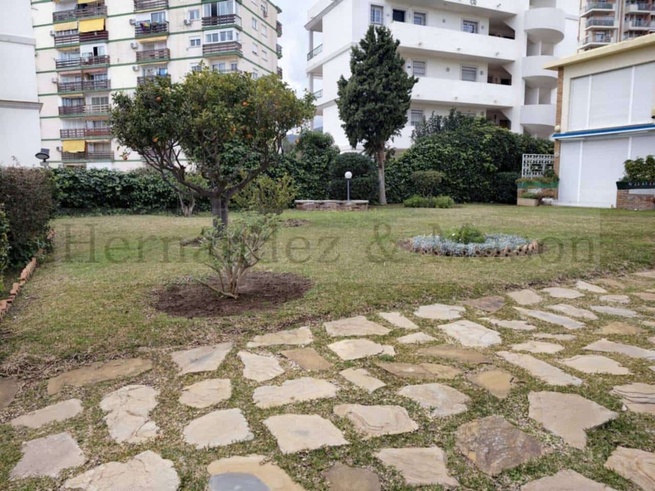 1 soveværelse Lejlighed til salg i Benalmadena med swimmingpool - € 250.000 (Ref: 9573705)