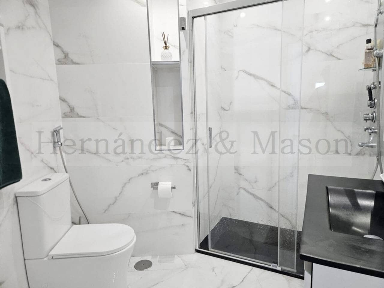 1 bedroom Apartment for sale in Benalmadena with pool - € 320,000 (Ref: 9625148)