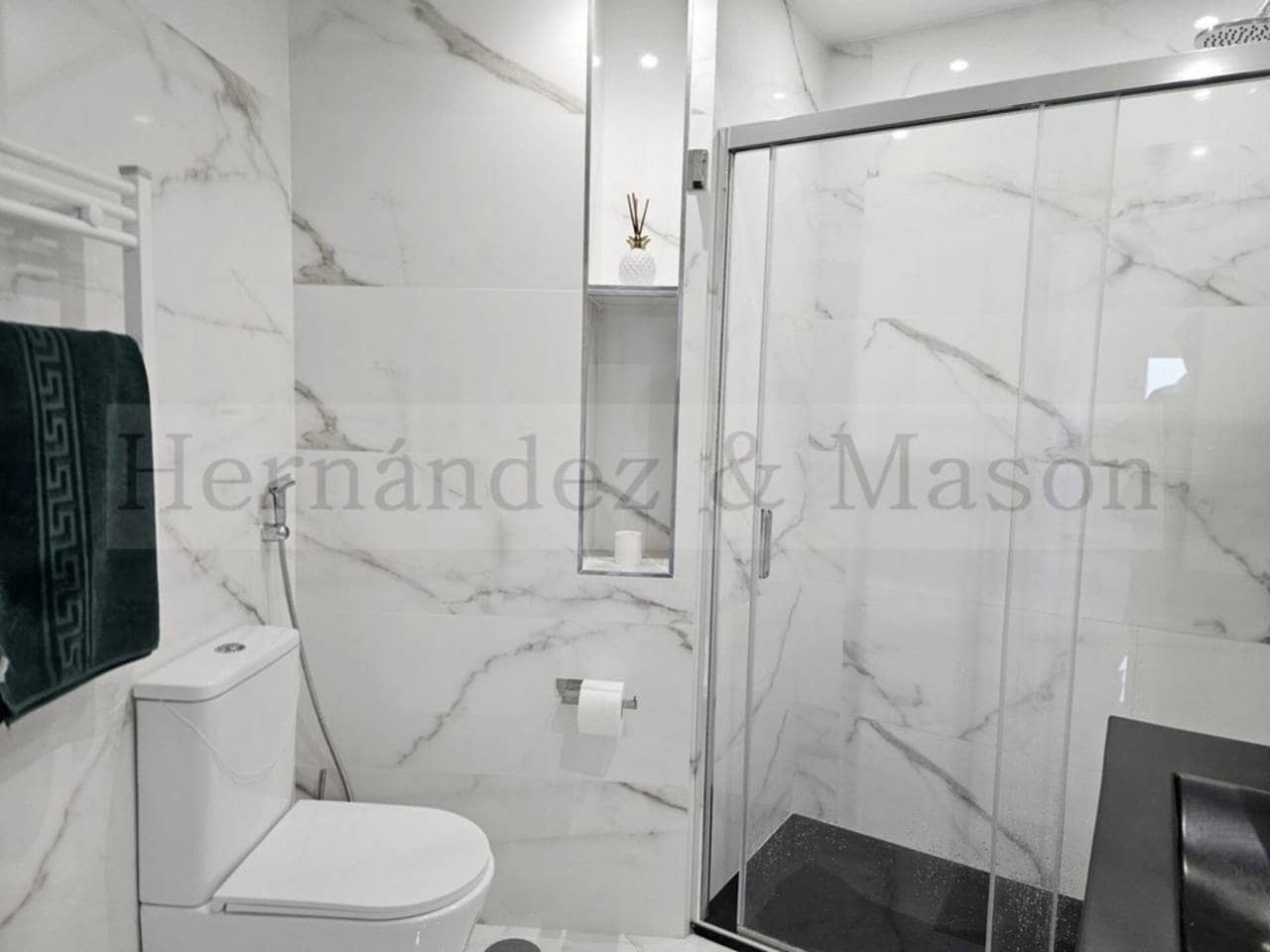 1 bedroom Apartment for sale in Benalmadena with pool - € 320,000 (Ref: 9625148)