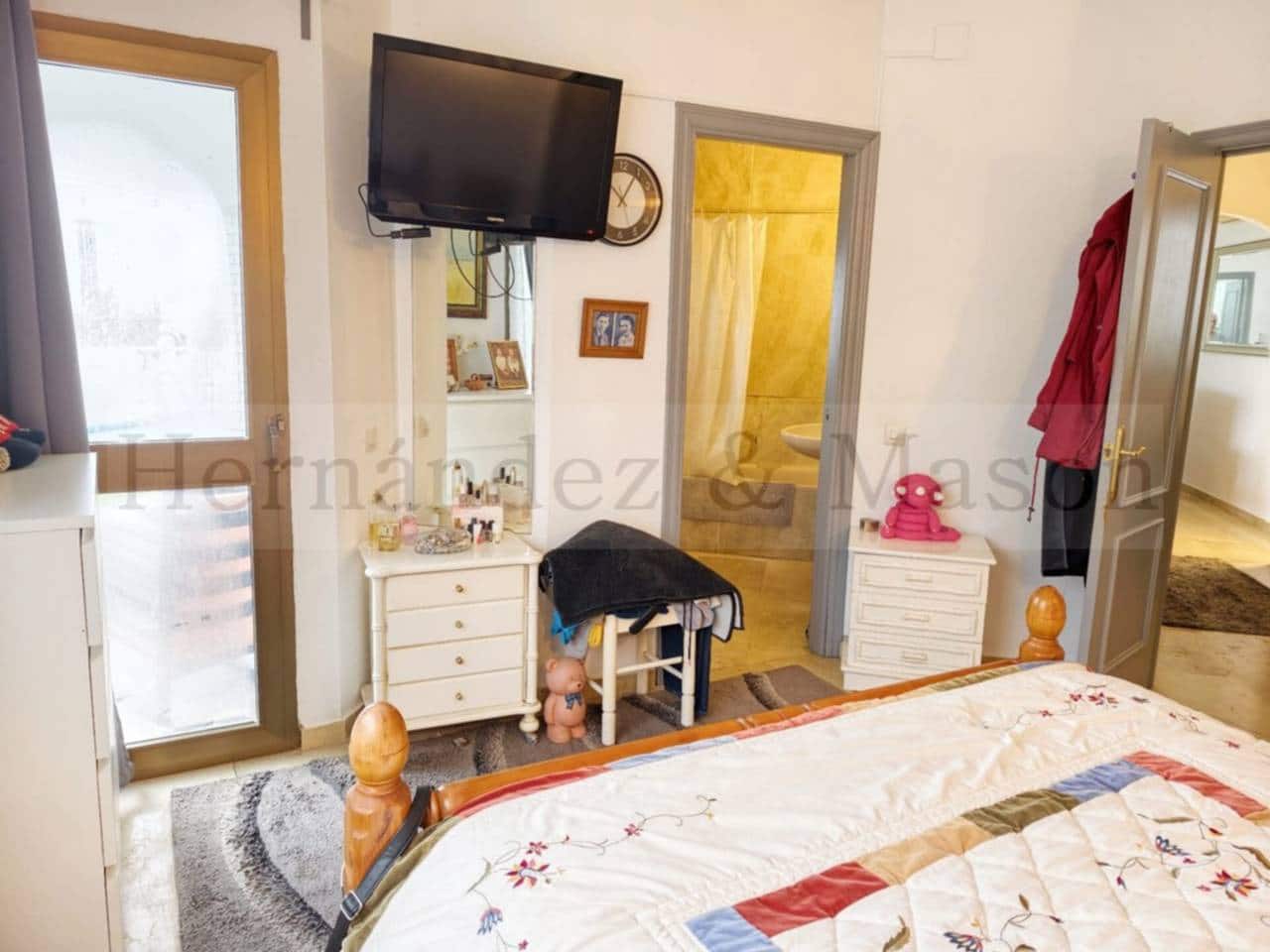 3 sypialnia Willa na sprzedaż w Benalmadena z basenem garażem - 680 000 € (Ref: 9651053)