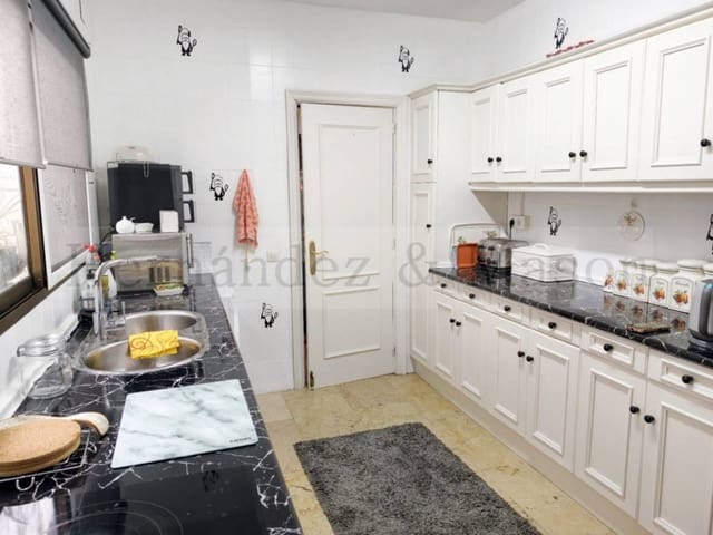 3 bedroom Villa for sale in Benalmádena with pool garage - € 680,000 (Ref: 9651053)