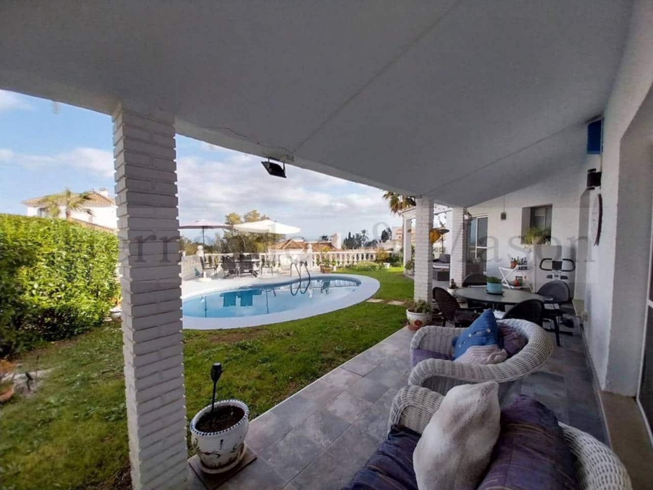 3 bedroom Villa for sale in Benalmadena with pool garage - € 680,000 (Ref: 9651053)