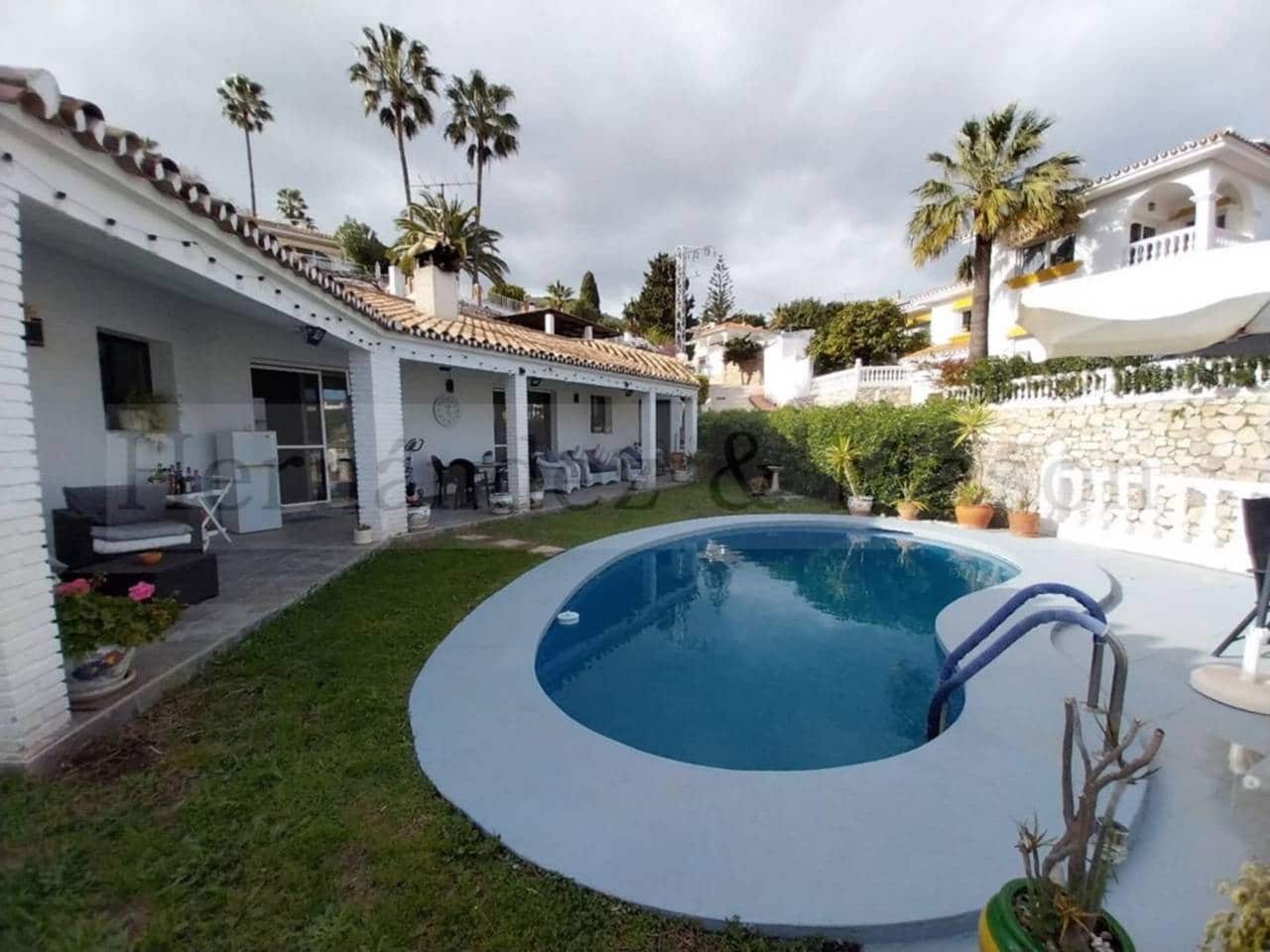 3 bedroom Villa for sale in Benalmadena with pool garage - € 680,000 (Ref: 9651053)
