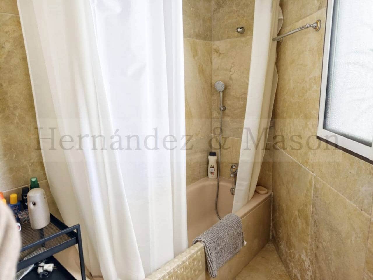 3 sypialnia Willa na sprzedaż w Benalmadena z basenem garażem - 680 000 € (Ref: 9651053)