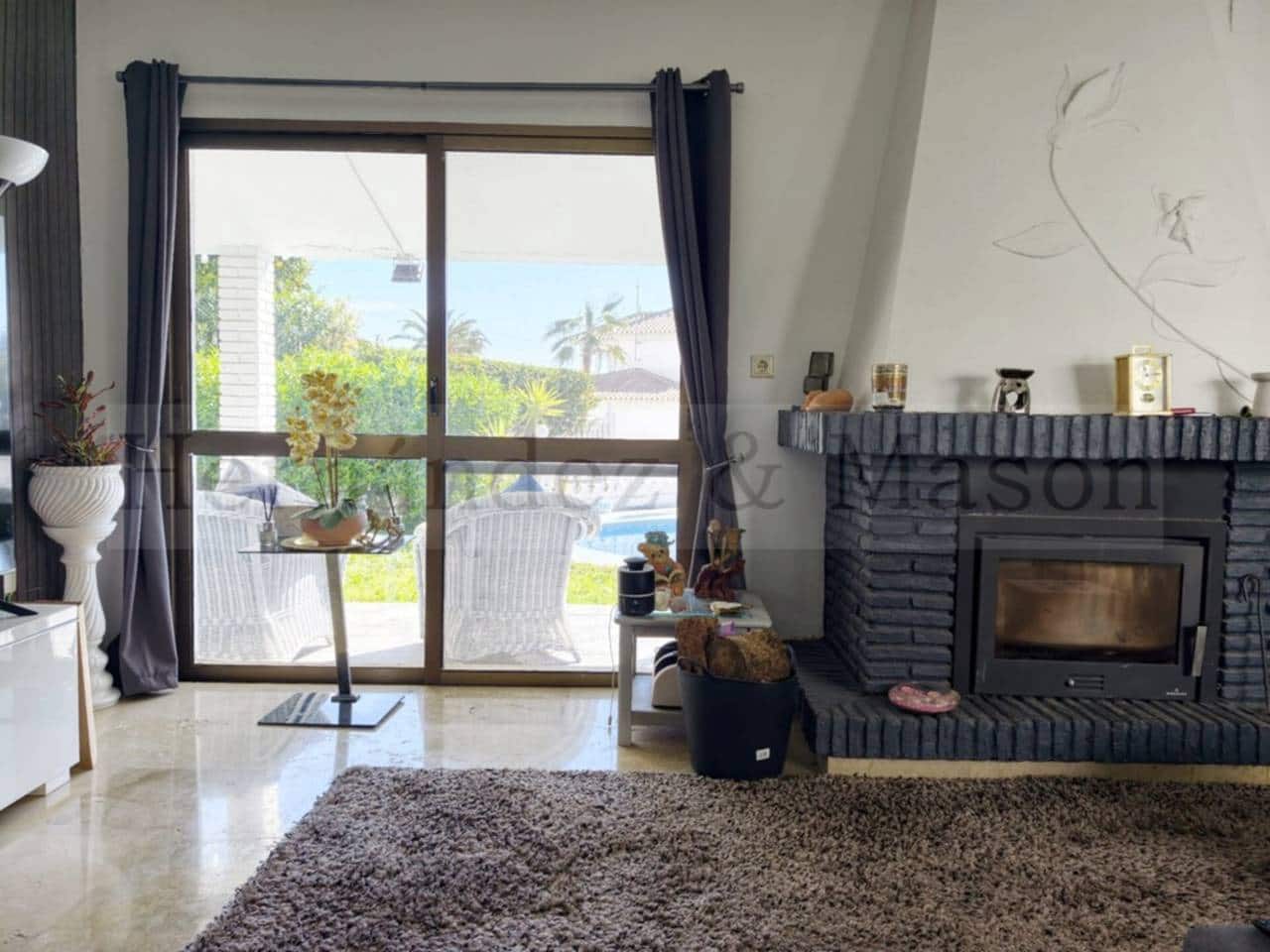 3 sypialnia Willa na sprzedaż w Benalmadena z basenem garażem - 680 000 € (Ref: 9651053)