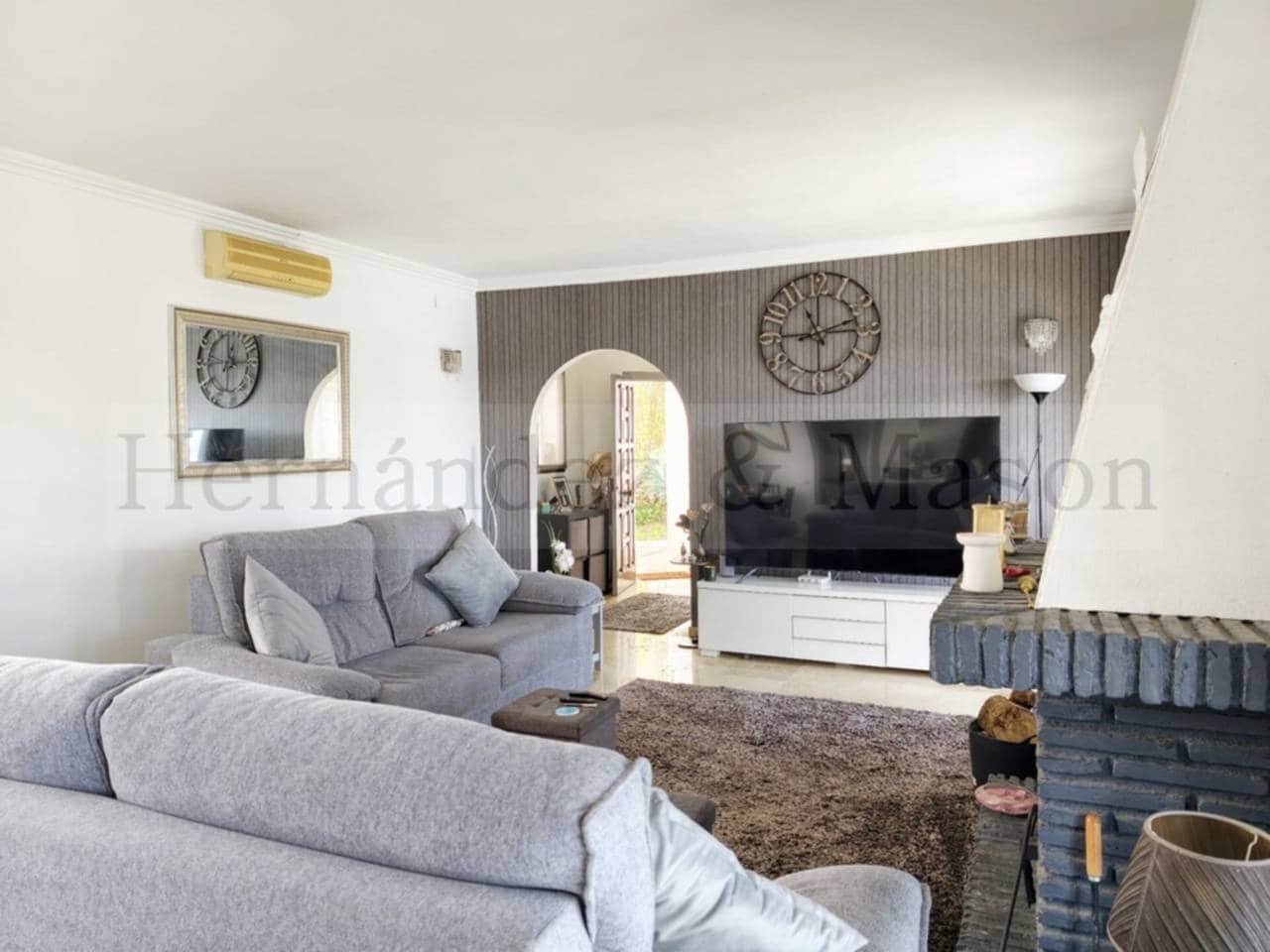 3 sypialnia Willa na sprzedaż w Benalmadena z basenem garażem - 680 000 € (Ref: 9651053)