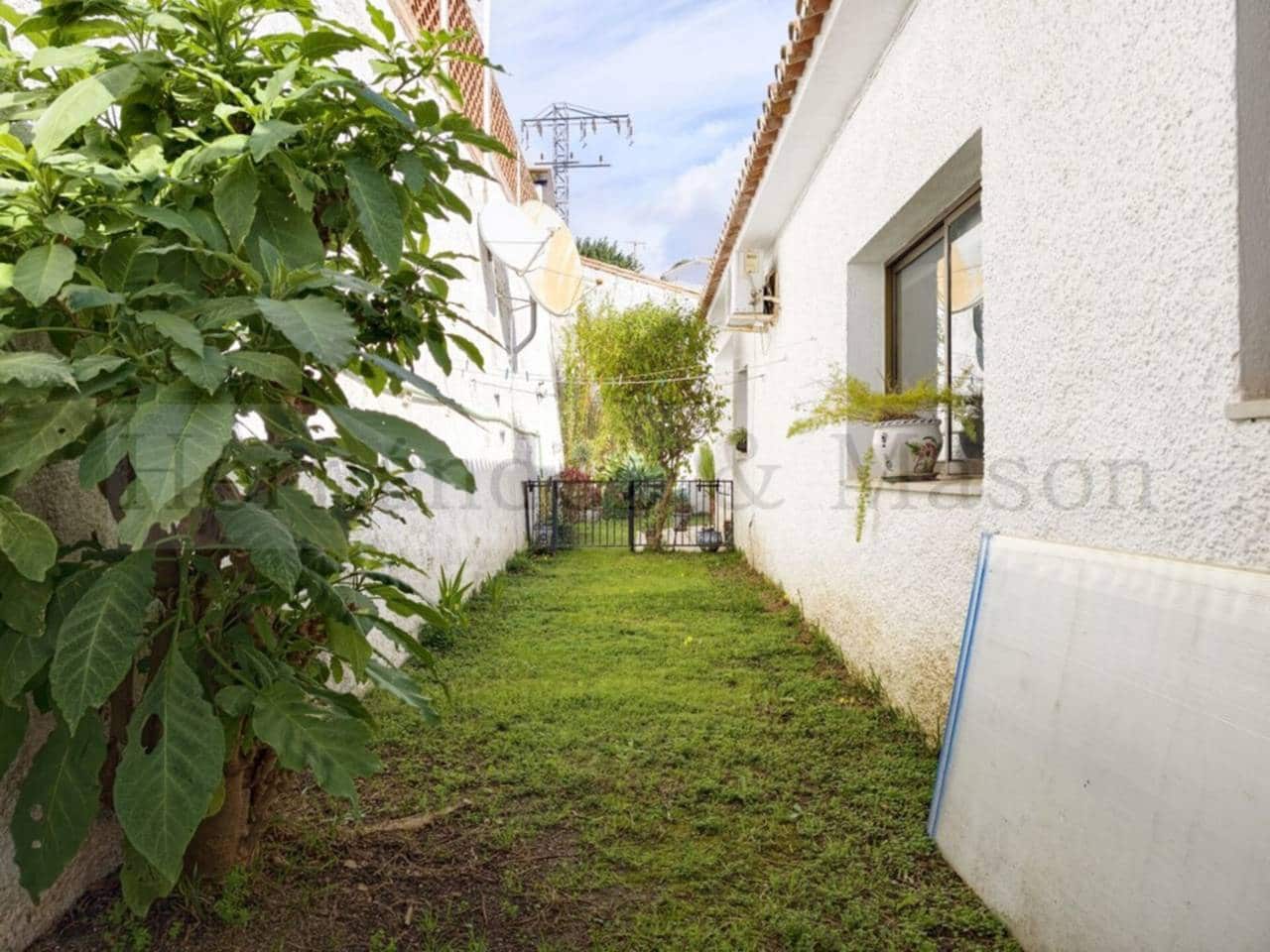 3 sypialnia Willa na sprzedaż w Benalmadena z basenem garażem - 680 000 € (Ref: 9651053)