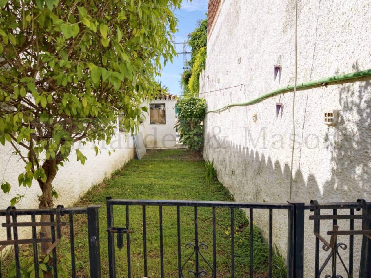 3 sypialnia Willa na sprzedaż w Benalmadena z basenem garażem - 680 000 € (Ref: 9651053)