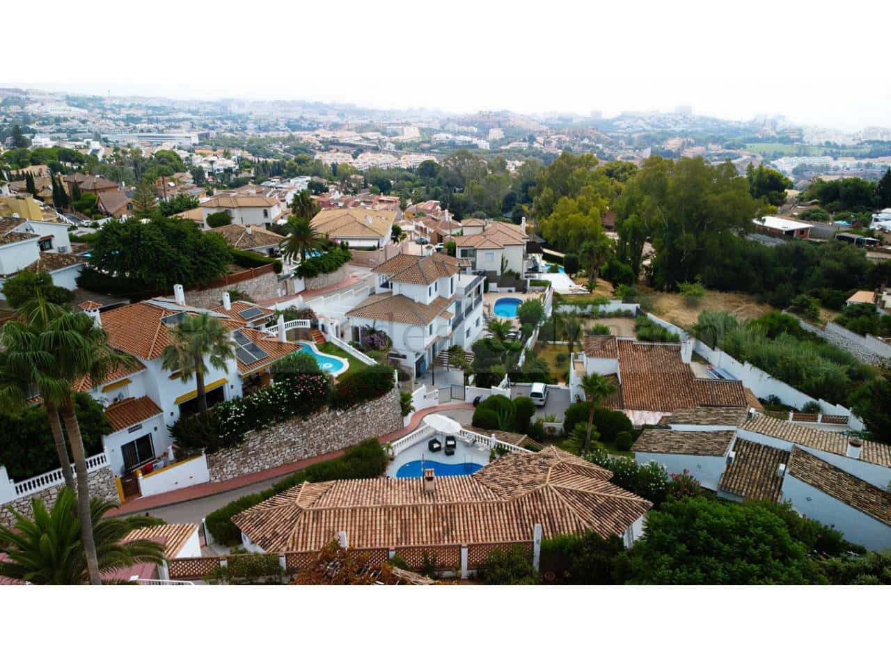 3 soverom Villa til salgs i Benalmadena med svømmebasseng garasje - € 649 000 (Ref: 9651053)