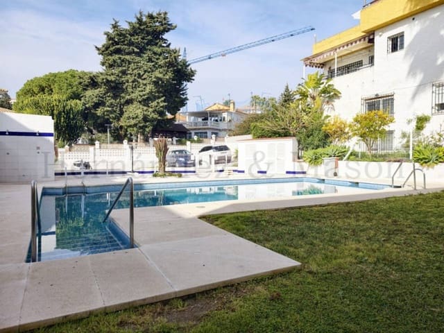 2 bedroom Flat for sale in Torremolinos with pool garage - € 230,000 (Ref: 9651054)