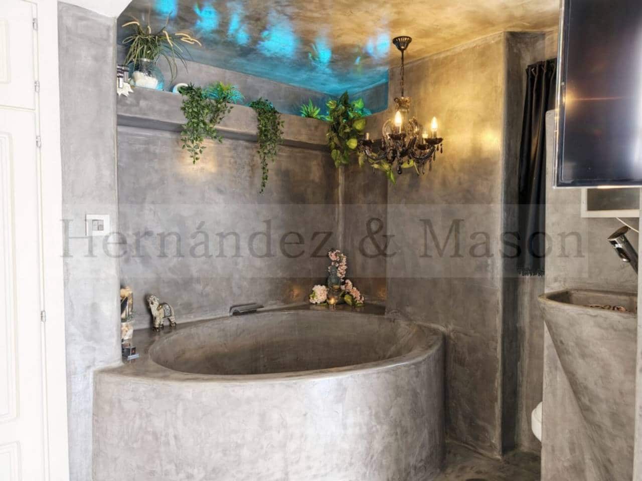 3 bedroom Flat for sale in Torremolinos with pool garage - € 460,000 (Ref: 9720999)