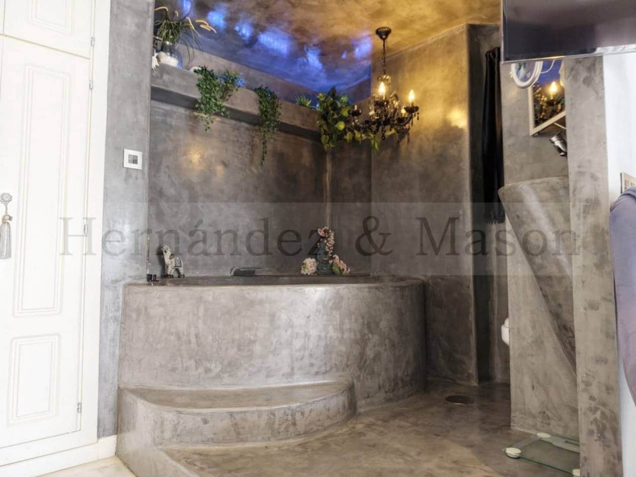 3 bedroom Flat for sale in Torremolinos with pool garage - € 460,000 (Ref: 9720999)