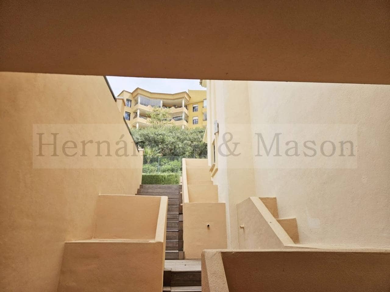 3 bedroom Terraced Villa for sale in Fuengirola with pool garage - € 750,000 (Ref: 9731570)