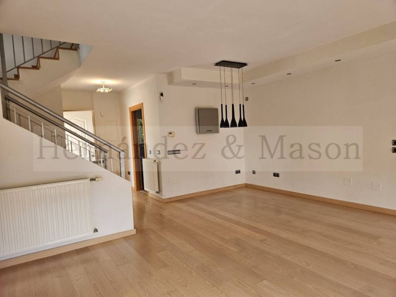 3 bedroom Terraced Villa for sale in Fuengirola with pool garage - € 750,000 (Ref: 9731570)