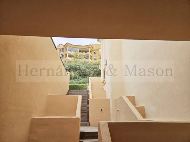 3 soveværelse Rækkehus til salg i Los Pacos, Fuengirola med swimmingpool garage - € 750.000 (Ref: 9731570)