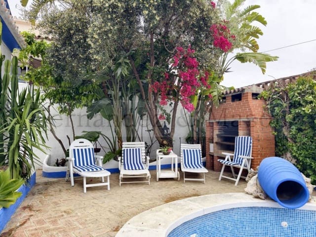 4 soveværelse Villa til salg i Benalmádena med swimmingpool garage - € 1.375.000 (Ref: 9755190)