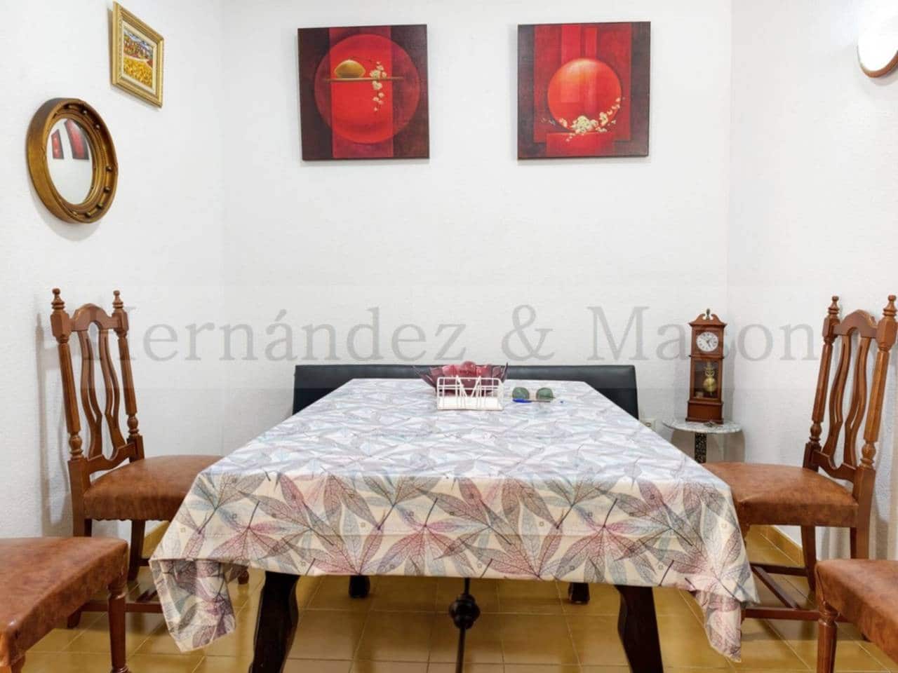 2 bedroom Flat for sale in Benalmadena with pool garage - € 275,000 (Ref: 9772601)