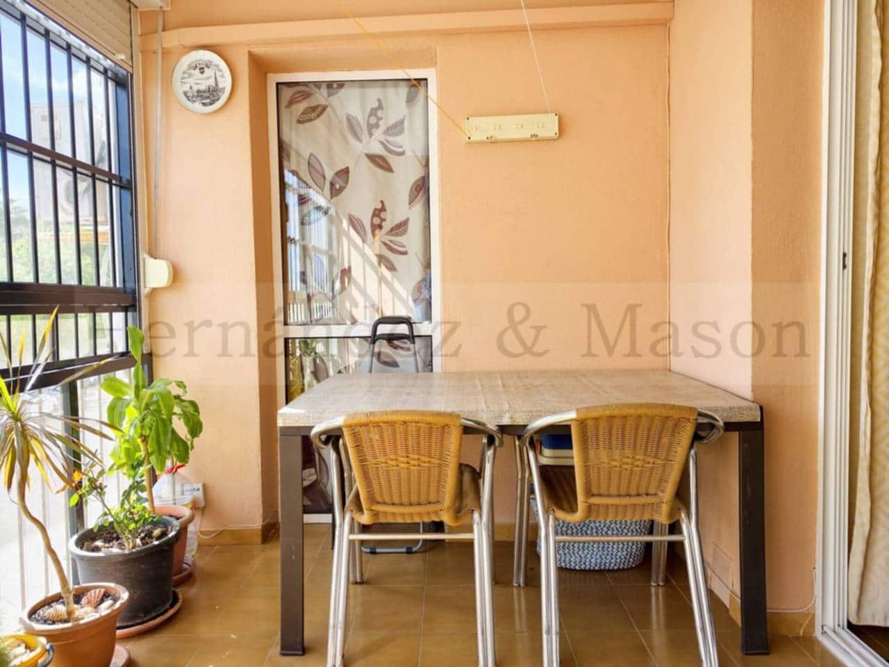 2 bedroom Flat for sale in Benalmadena with pool garage - € 275,000 (Ref: 9772601)