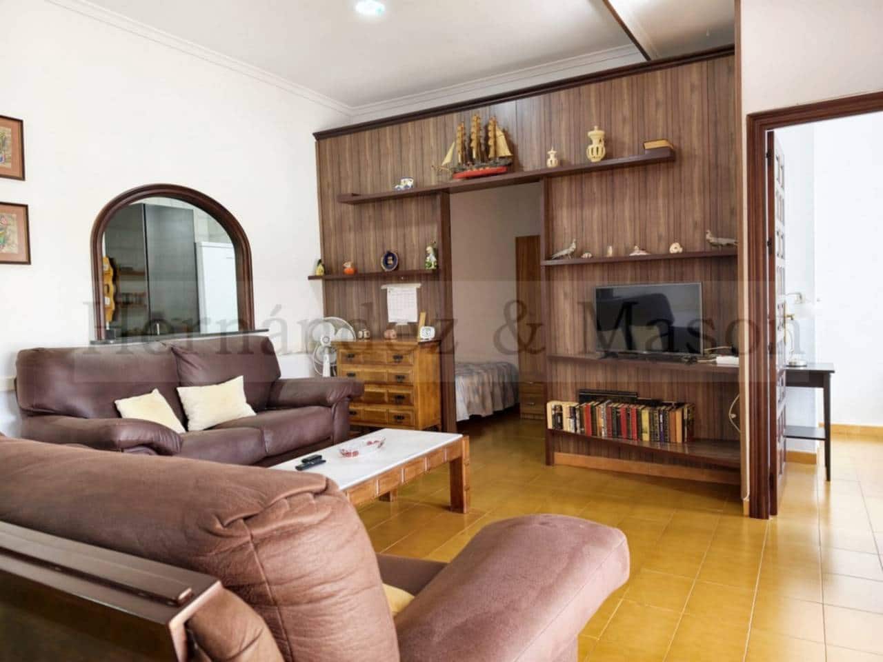 2 bedroom Flat for sale in Benalmadena with pool garage - € 275,000 (Ref: 9772601)