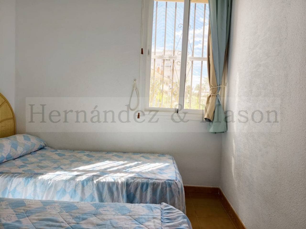 2 bedroom Flat for sale in Benalmadena with pool garage - € 275,000 (Ref: 9772601)